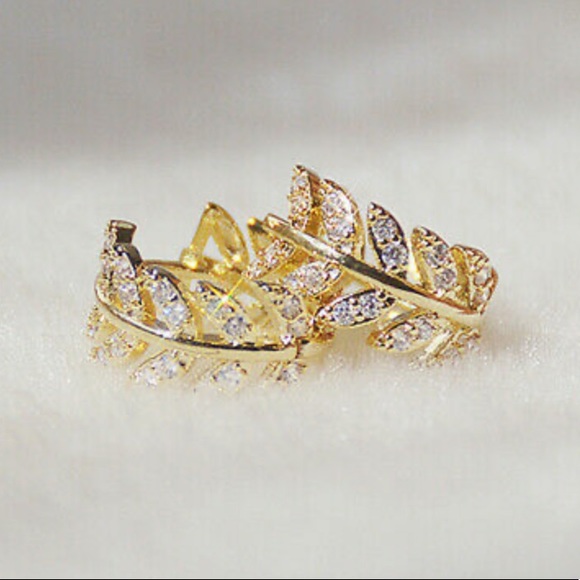 New 18k gold plated hoop earrings - Picture 4 of 6